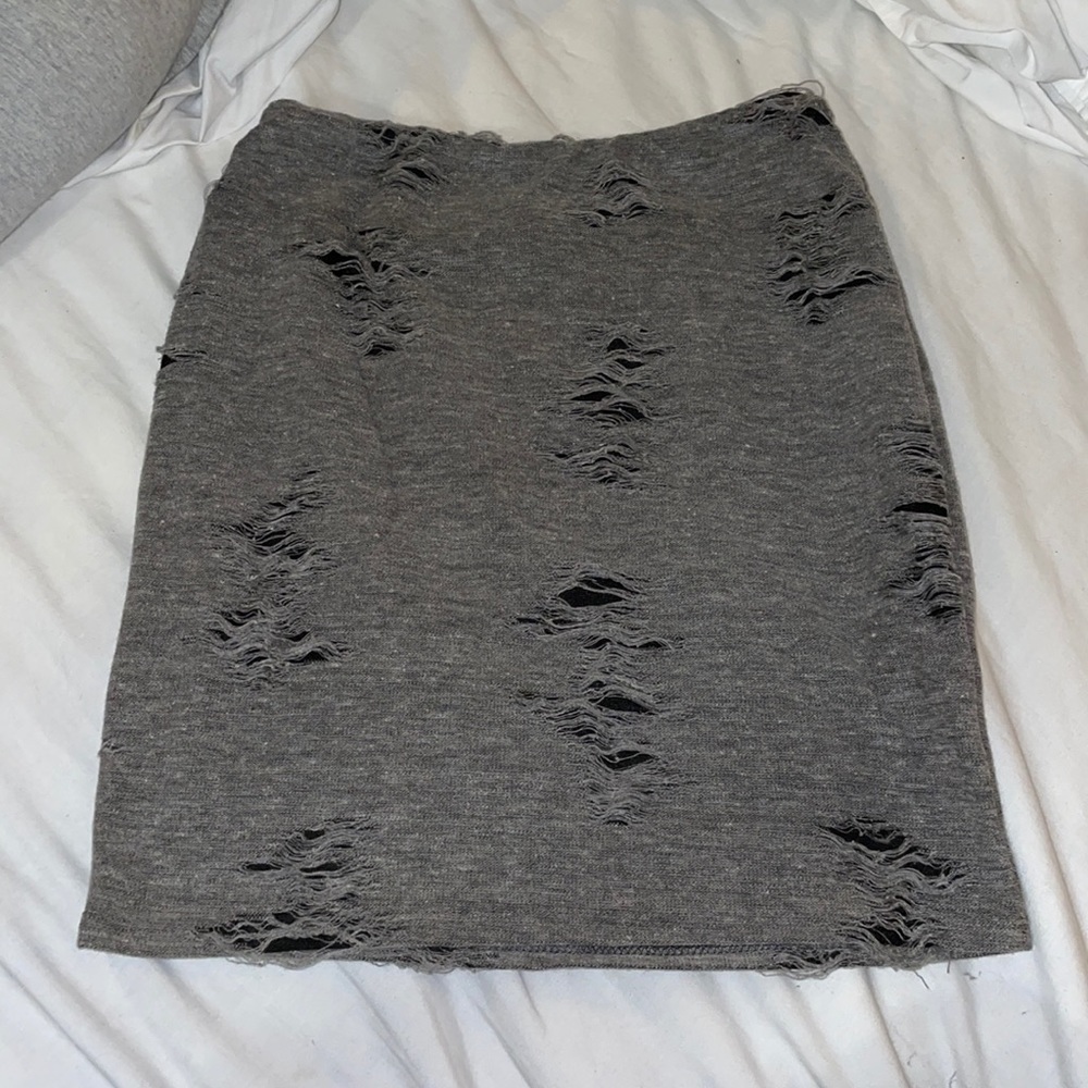 🪨distressed mini skirt🪨
